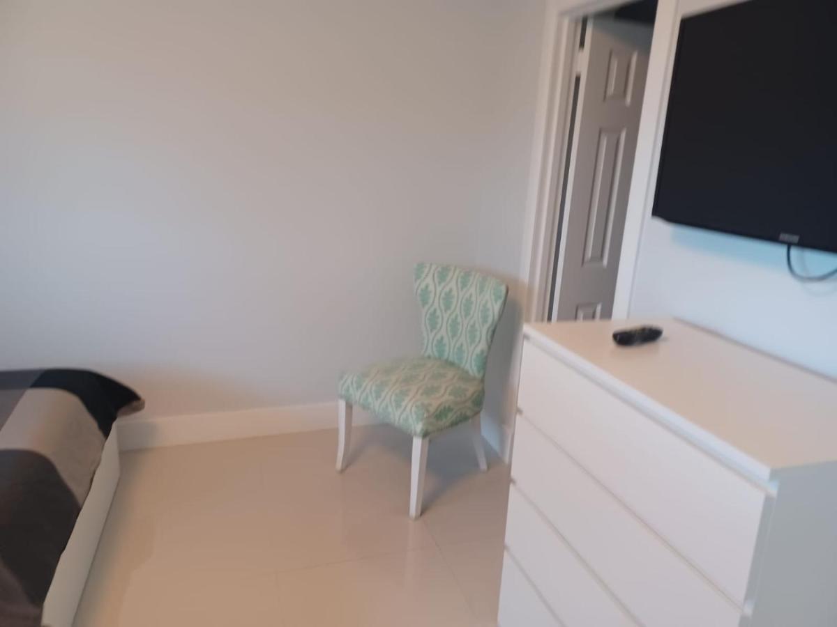 Hollywood On Beach Apartment Eksteriør bilde
