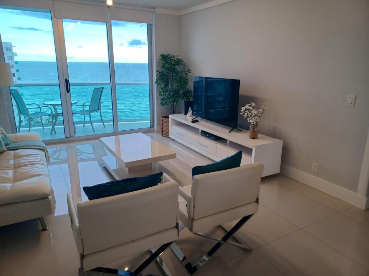 Hollywood On Beach Apartment Eksteriør bilde