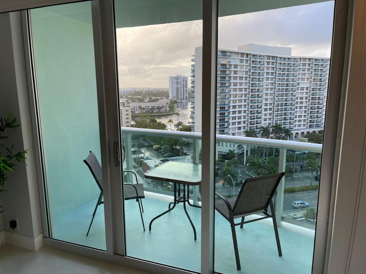 Hollywood On Beach Apartment Eksteriør bilde