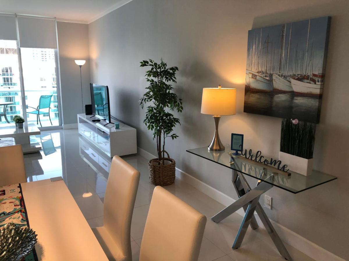 Hollywood On Beach Apartment Eksteriør bilde