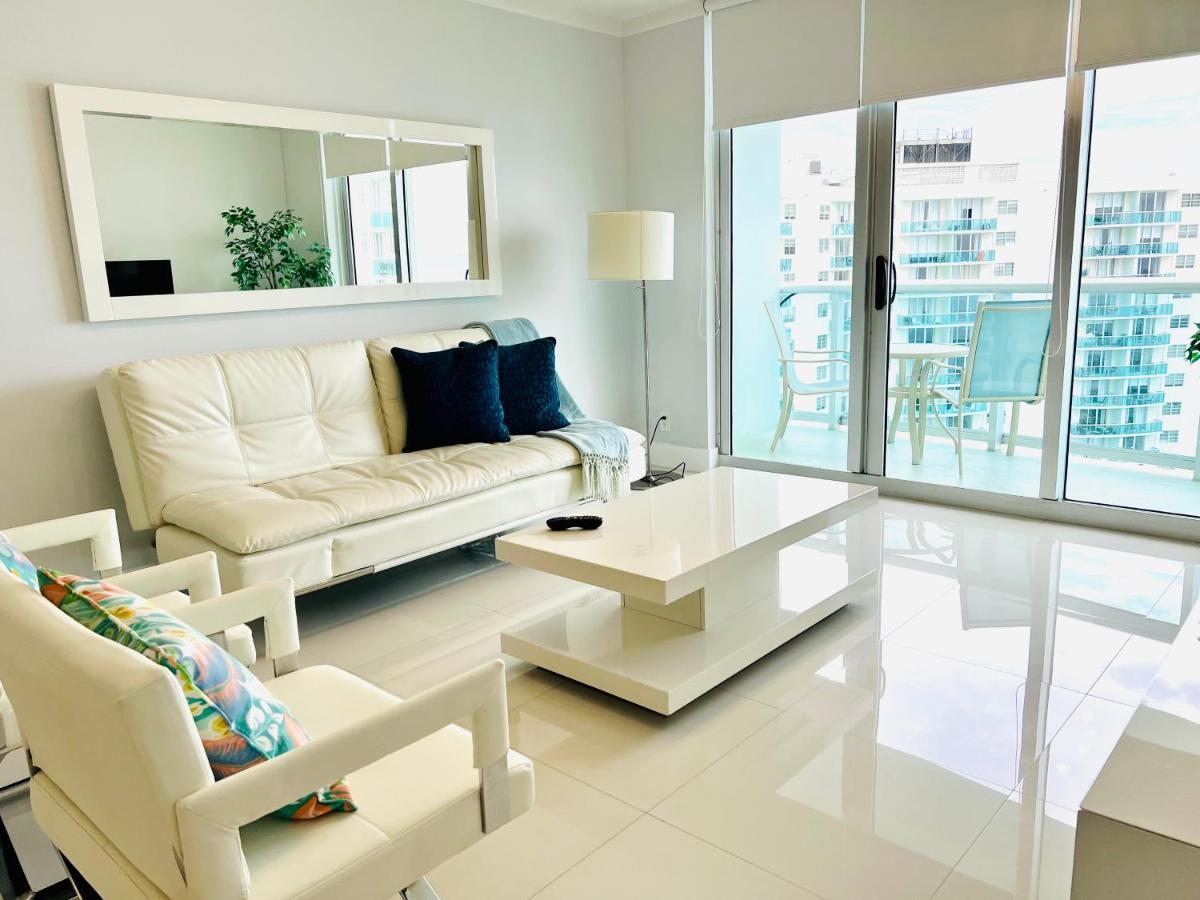 Hollywood On Beach Apartment Eksteriør bilde